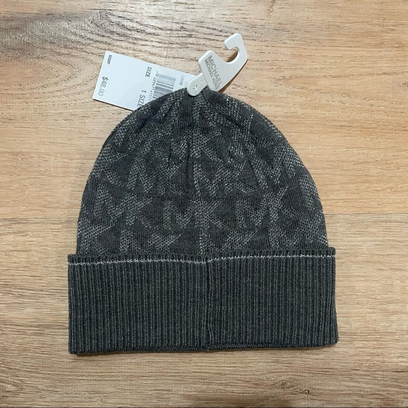 NWT Michael Kors Metallic Logo Knit Hat - Picture 2 of 3